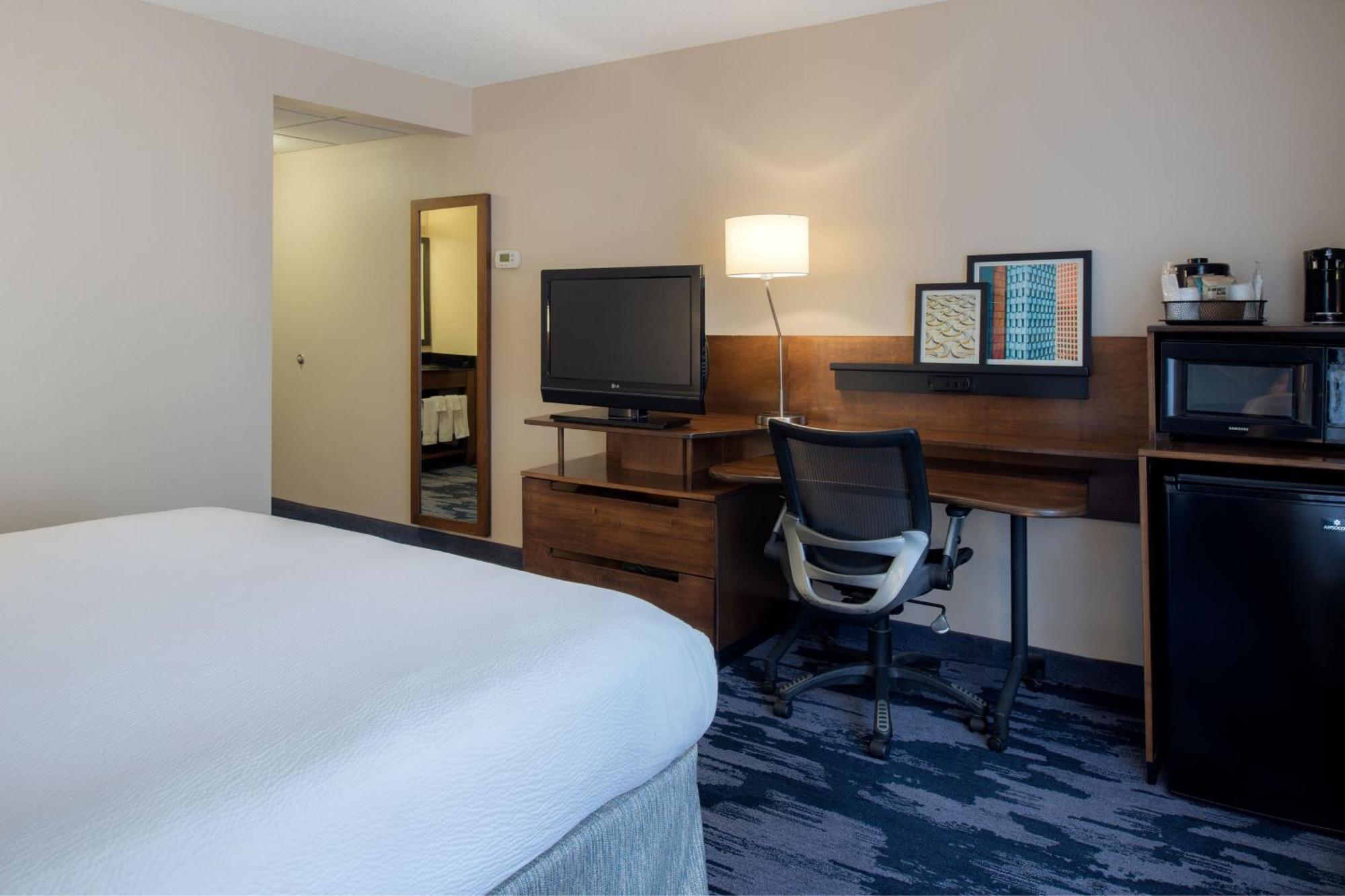 Hotel Fairfield By Marriott Troy Esterno foto